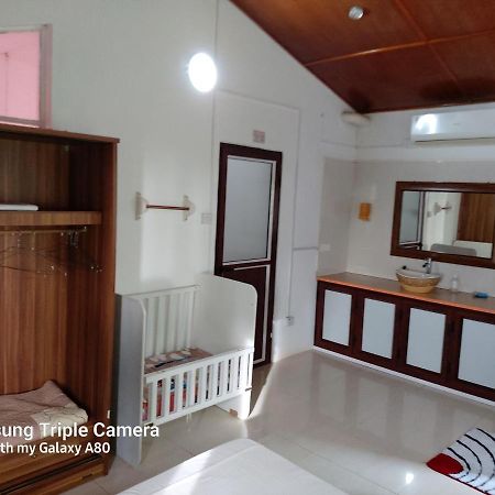 Sur La Route Des Tortues Hotel La Ferme Ngoại thất bức ảnh
